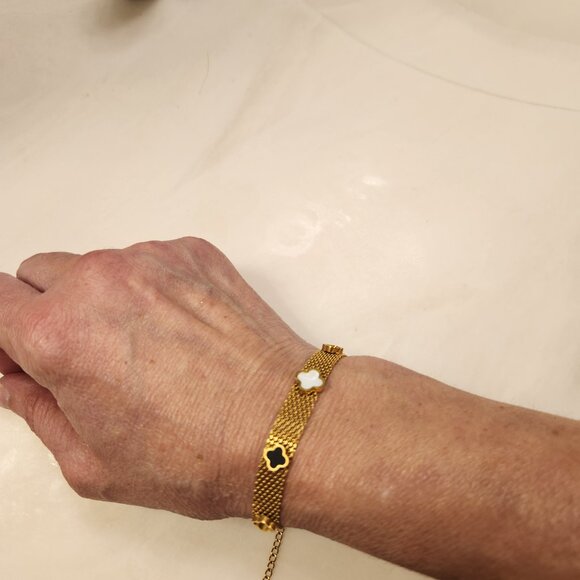 New mesh bracelet with flower and clover designer inspired18K gold plated - Picture 4 of 10